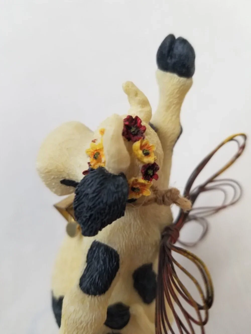 Boyds Bears and Friends Holy Cow DISCO 1st Edition #645 Bobble Cow Angel 2003